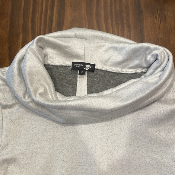 Fundamental Coast Women’s “Dylan” Pullover - Picture 4 of 6